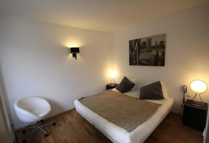 Отель La Cle D'or Барбизон